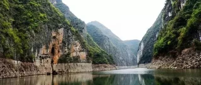 季节风景 · 留意两岸变化